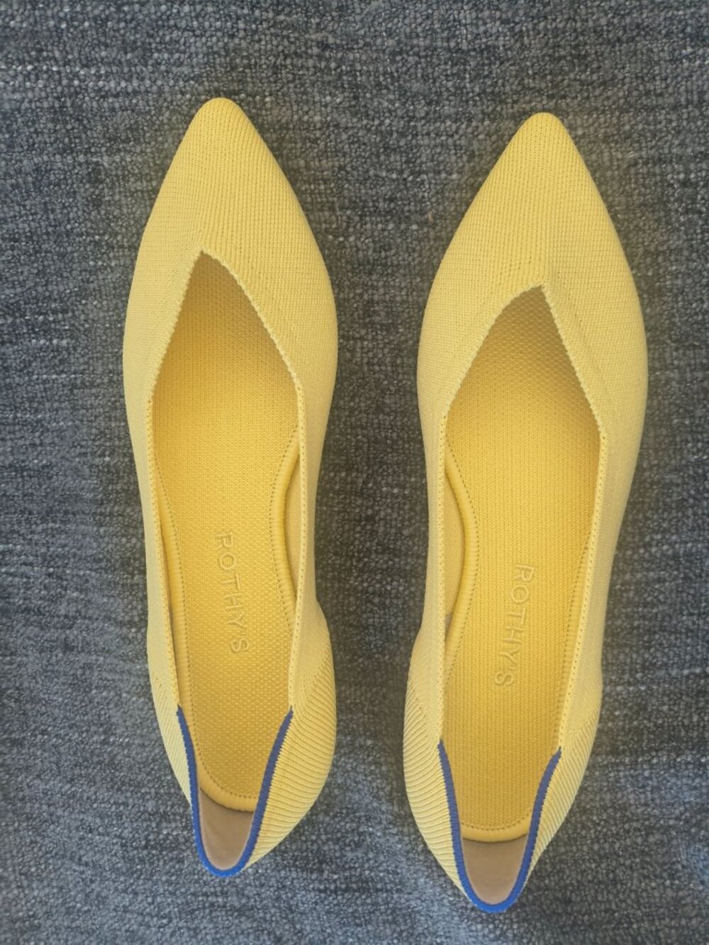 Like-new Rothy's yellow pointed flats size 8.5